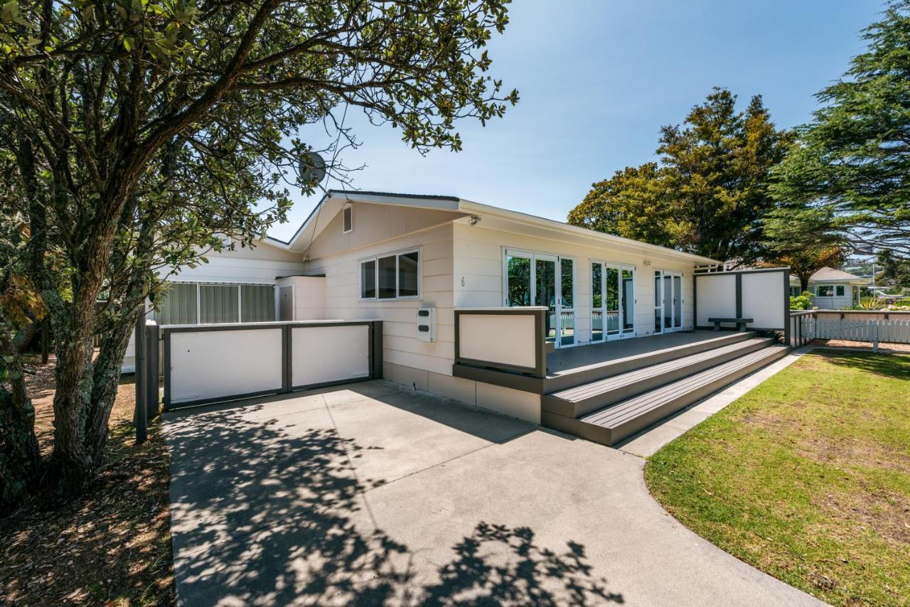 Number Six - Oneroa Holiday Home Exterior photo